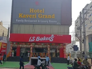 Hotel kaveri grand